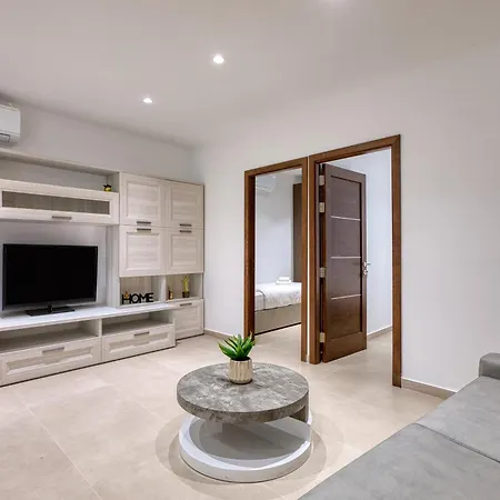 New 2br Near Seafront By Sf Homes Appartamento Sliema